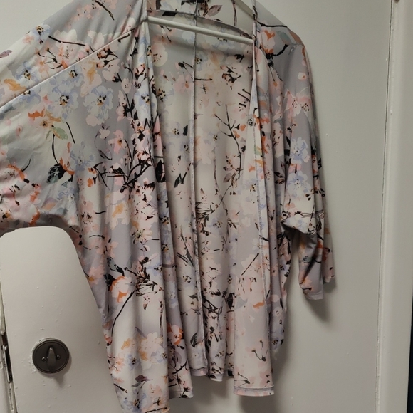 Warehouse Multicolor Patterned Kimono - Picture 1 of 7